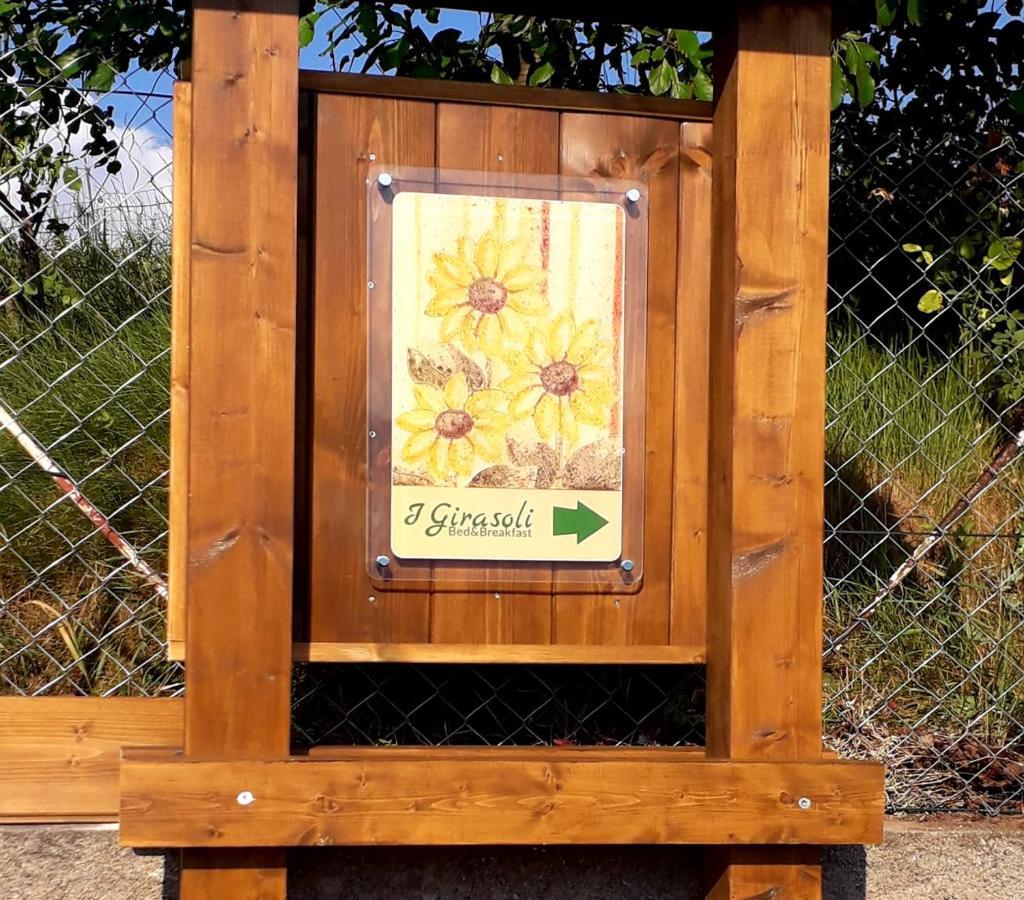 I Girasoli Sanzeno Eksteriør billede